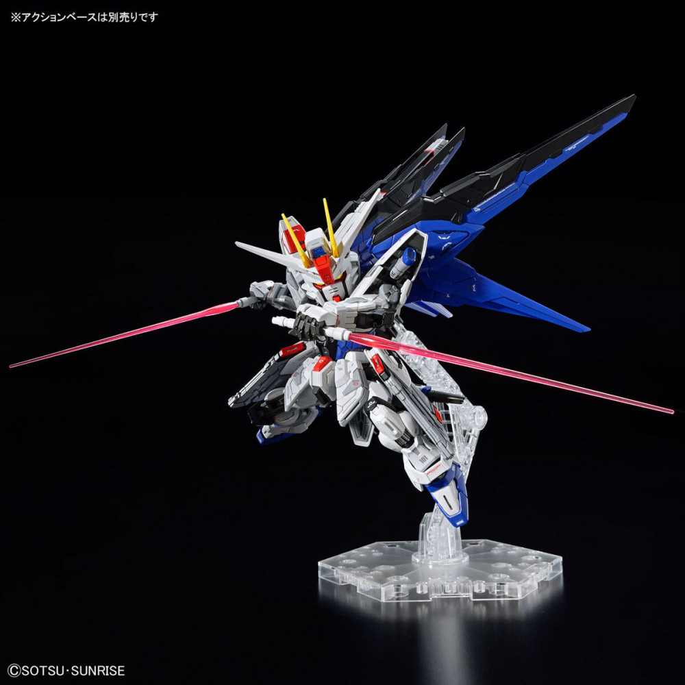 MGSD ZGMF-X10A Freedom Gundam Gunpla for sale in the UK
