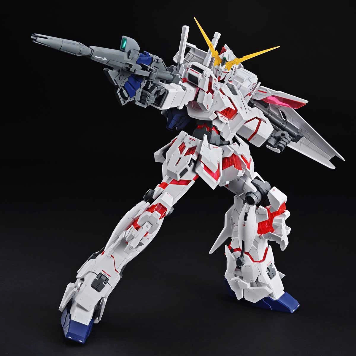 Mega Size Model Unicorn Gundam (Destroy Mode) 1/48