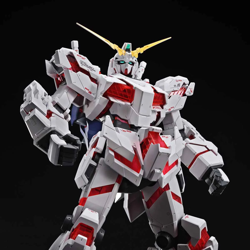 Mega Size Model Unicorn Gundam (Destroy Mode) 1/48