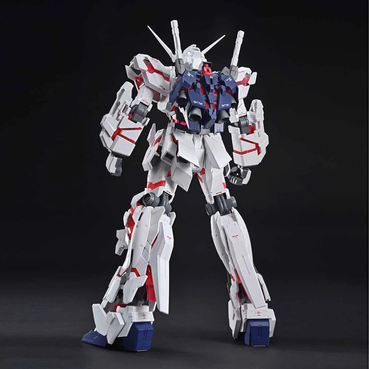 Mega Size Model Unicorn Gundam (Destroy Mode) 1/48