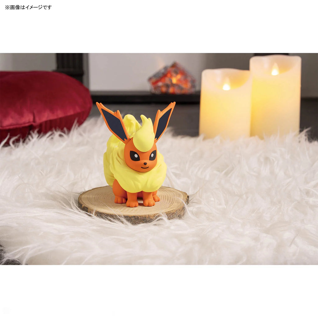 [Box Damaged] Pokémon Plamo Collection Quick 25 Flareon