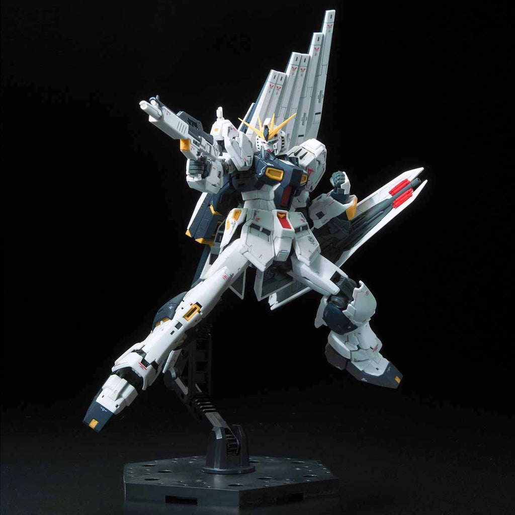 RG RX-93 Nu Gundam 1/144