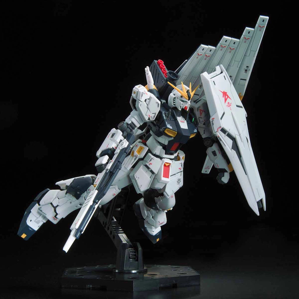 RG RX-93 Nu Gundam 1/144
